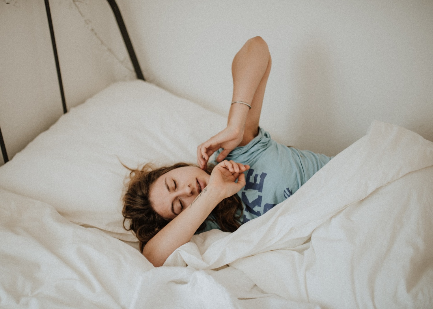 3-reasons-why-you-still-feel-tired-after-8-hours-of-sleep-health