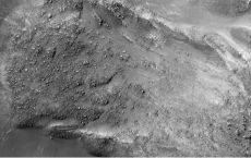 Martian boulders after landslide 