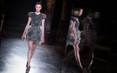 Iris Van Herpen : Runway - Paris Fashion Week Womenswear Fall/Winter 2016/2017