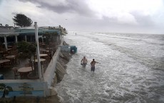 Tropical Storm Colin Ploughs Through Florida 