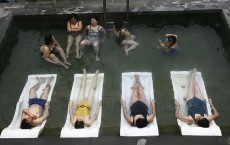 Doctor Fish Health Spa Alleviates Skin Complaints