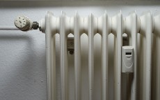 Heating Radiator And Thermostat 