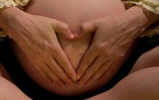 Home Births Reduce Maternal Complications in Low Risk Women