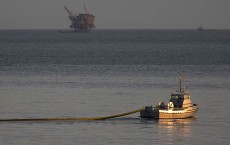 Ruptured Pipeline Spills Oil Along Santa Barbara Coast 