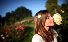 Londoners Enjoy The Warm Weather