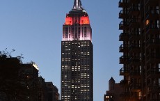 2016 Tony Nominees Light The Empire State Building In Honor Of The 70th Anniversary Of The Tony Awards