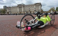 Claire Lomas' 640km Hand Bike Challenge Final in London