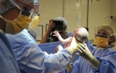 File:US Navy doctors deliver a healthy baby -b.jpg