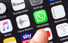 WhatsApp's Latest Update Makes it Similar to SnapChat