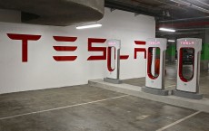 Tesla Supercharger 