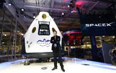 SpaceX CEO Elon Musk Unveils Company's New Manned Spacecraft, The Dragon V2