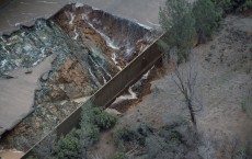 Thousands Evacuated Near Oroville Dam As Spillway Threatens To Fail