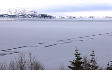 Iceland Locals Are Baffled By A 1.25 Mile Geometric Pattern Across Their Largest Lake