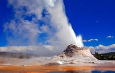 Yellowstone New Quakes & Evacuation Plan: Scientists Find 4X Magma Under Supervolcano