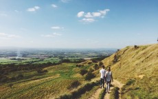 Walking downhill after meals boosts bone health in postmenopausal women with diabetes (Image)