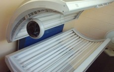 Study Ties Indoor Tanning to Unhealthy Weight Control Behavior 