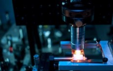 Scientists are developing high-brilliance laser beam sources, which enable the laser welding of plastics